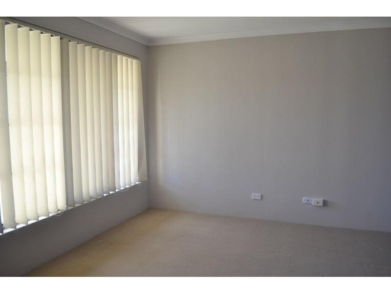 42 Caldervale Avenue, Ellenbrook WA 6069