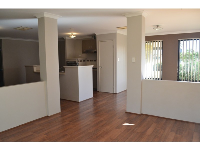 42 Caldervale Avenue, Ellenbrook WA 6069