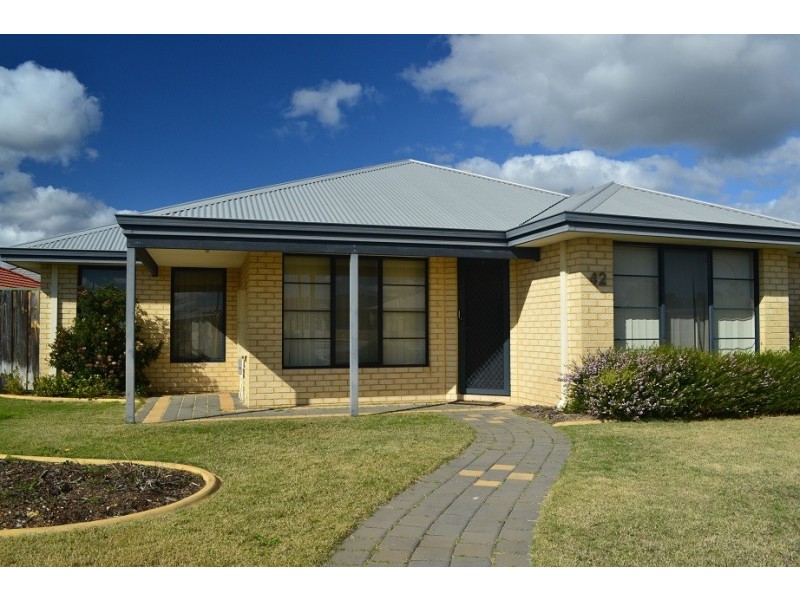 42 Caldervale Avenue, Ellenbrook WA 6069