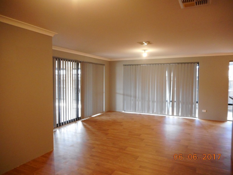 7 Heirisson Turn, Ellenbrook WA 6069