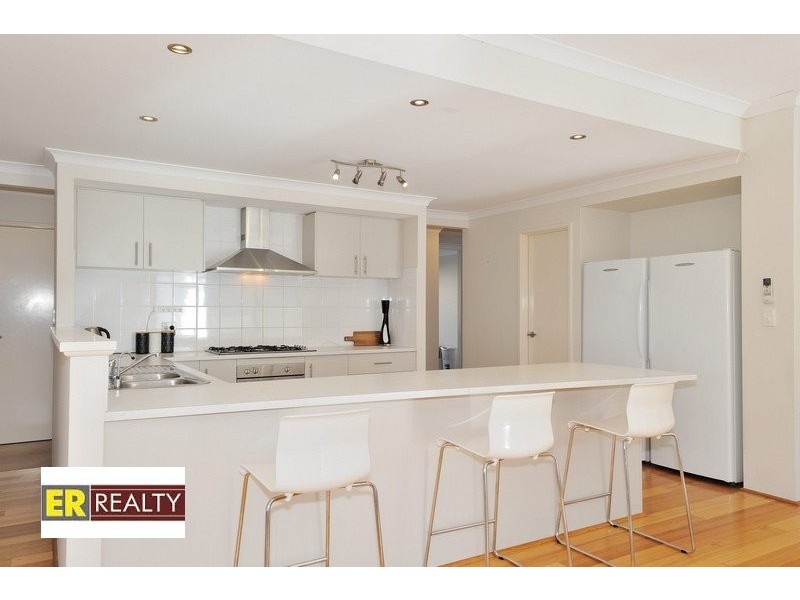 28 Balsam Mews, Aveley WA 6069