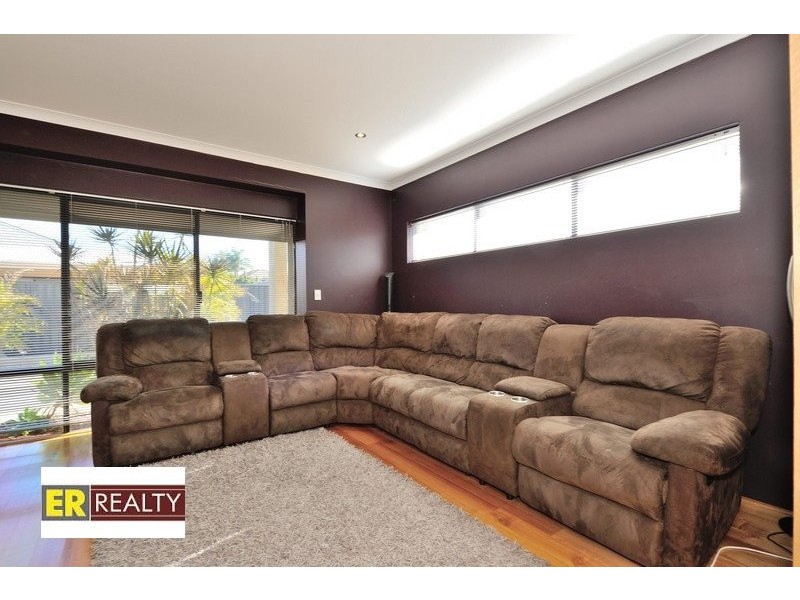 28 Balsam Mews, Aveley WA 6069
