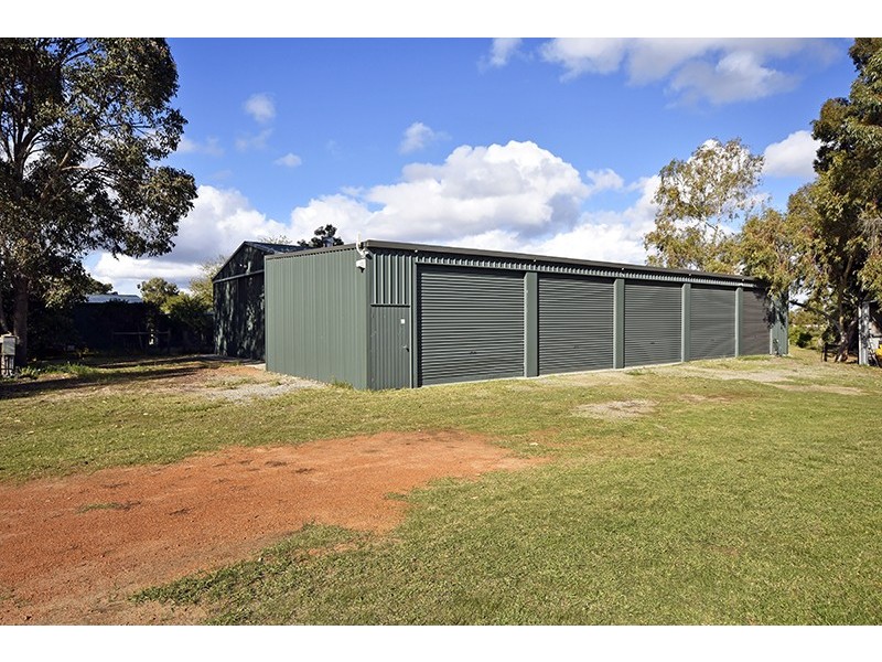 113 Millhouse Road, Belhus WA 6069