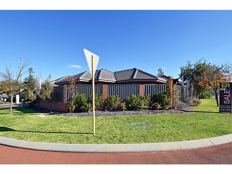 1/10 Dulegal Way, Aveley WA 6069