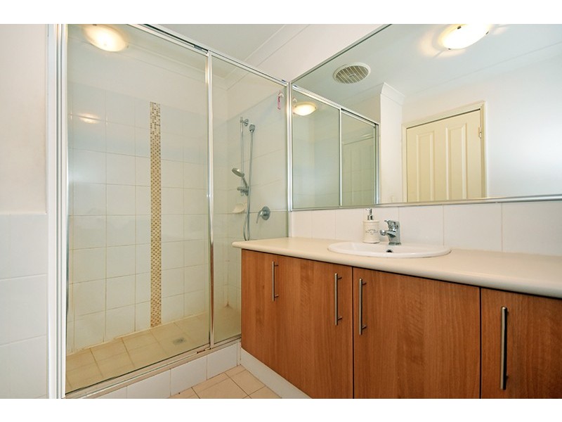 1/10 Dulegal Way, Aveley WA 6069