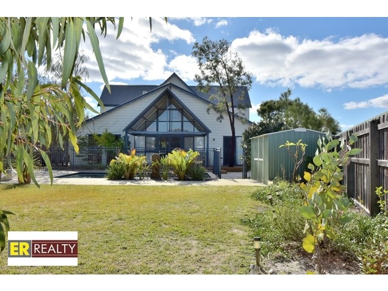 17 Erickson Pass, Ellenbrook WA 6069