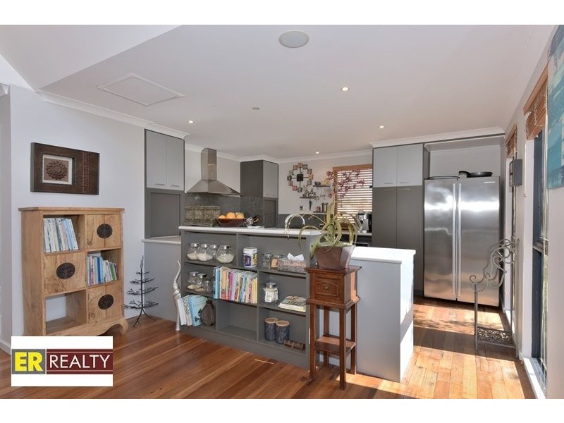 17 Erickson Pass, Ellenbrook WA 6069