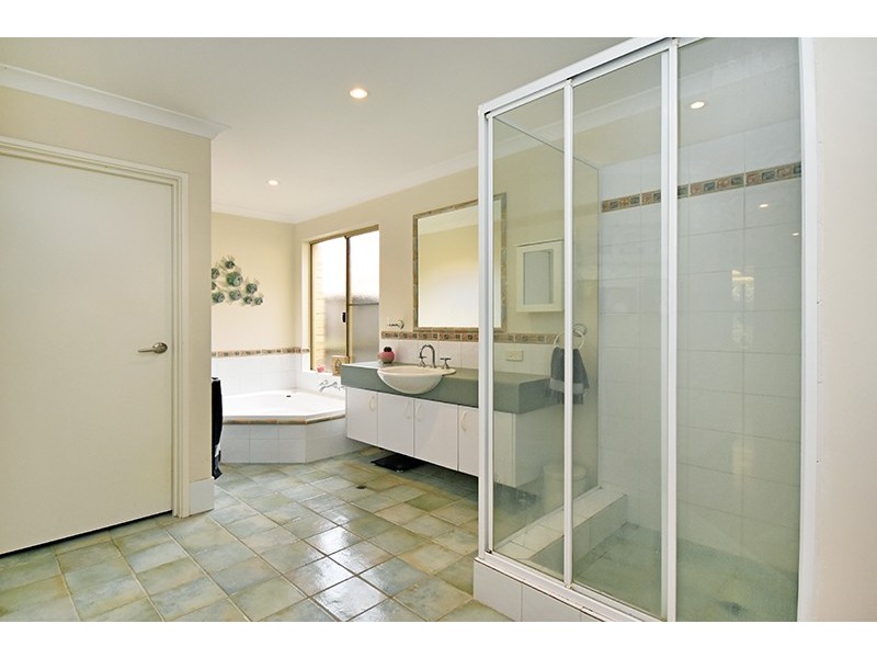 4 Smoke Bush Way, Ellenbrook WA 6069