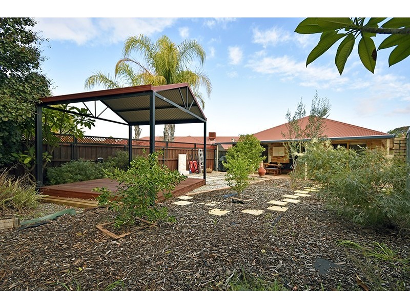 4 Smoke Bush Way, Ellenbrook WA 6069