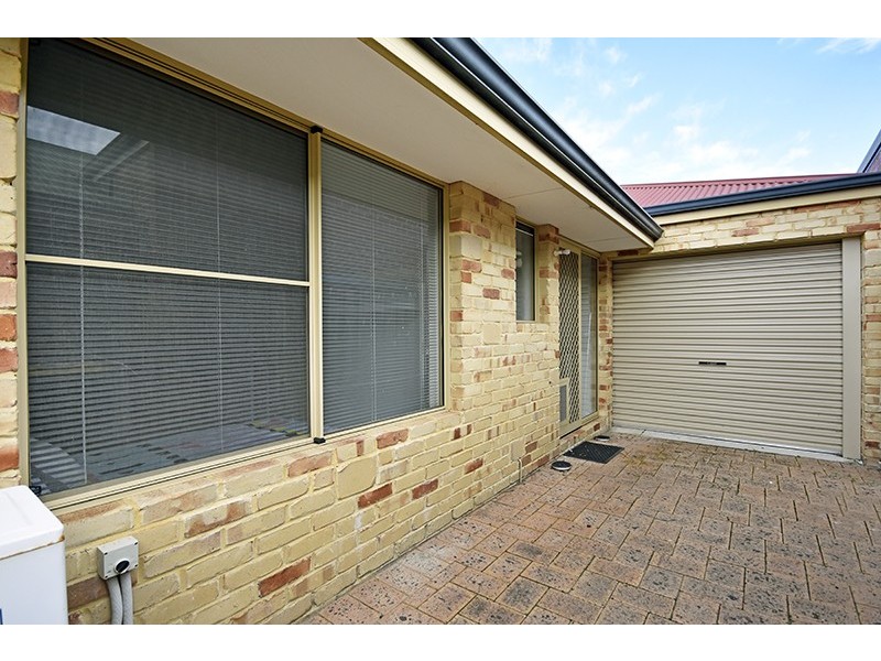 4 Smoke Bush Way, Ellenbrook WA 6069