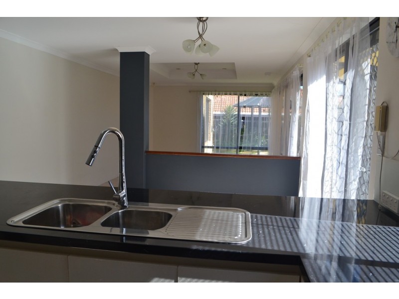 7 Trieste Avenue, Ellenbrook WA 6069