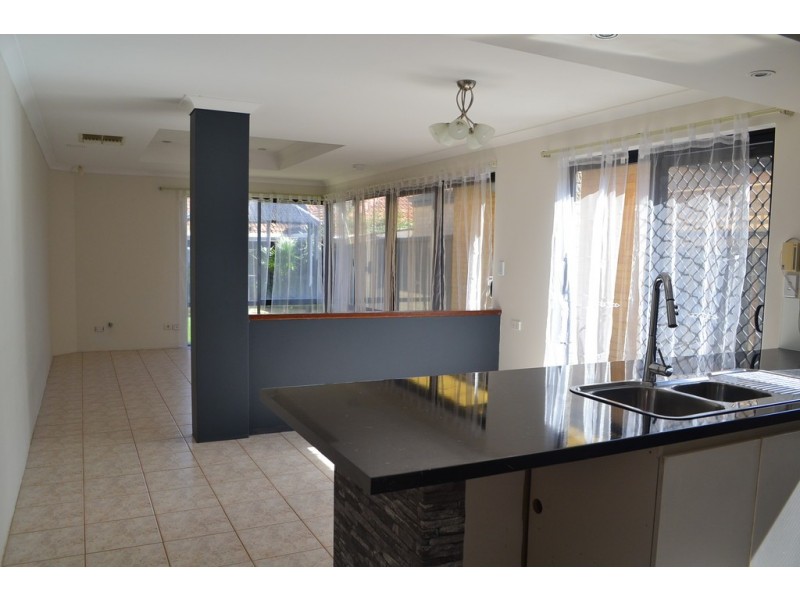 7 Trieste Avenue, Ellenbrook WA 6069