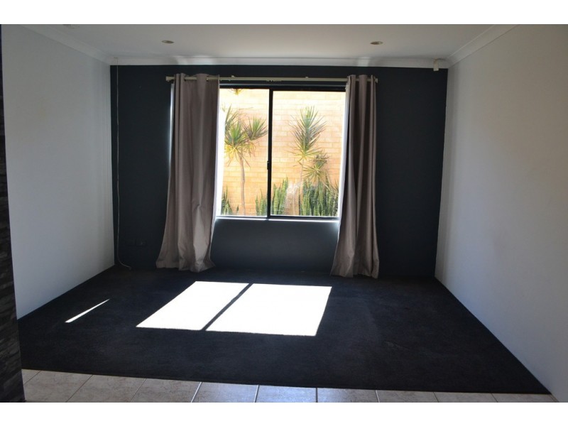 7 Trieste Avenue, Ellenbrook WA 6069