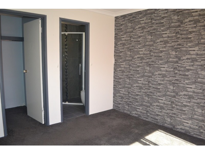 7 Trieste Avenue, Ellenbrook WA 6069