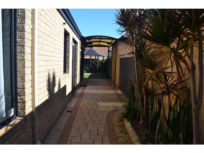 7 Trieste Avenue, Ellenbrook WA 6069