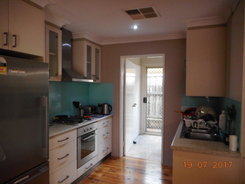 27 Midsummer Circle, Ellenbrook WA 6069