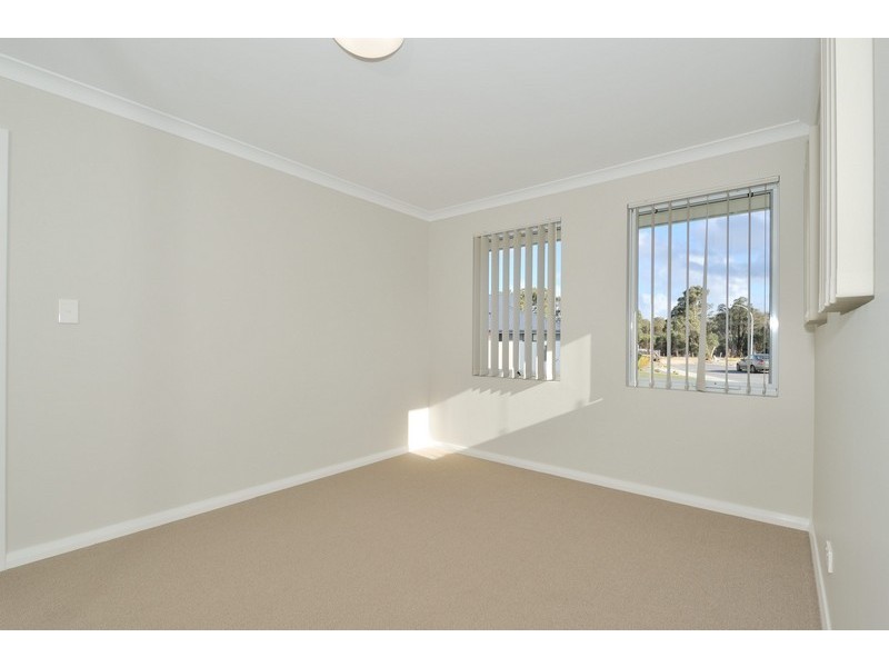 14 Glider Street, Ellenbrook WA 6069