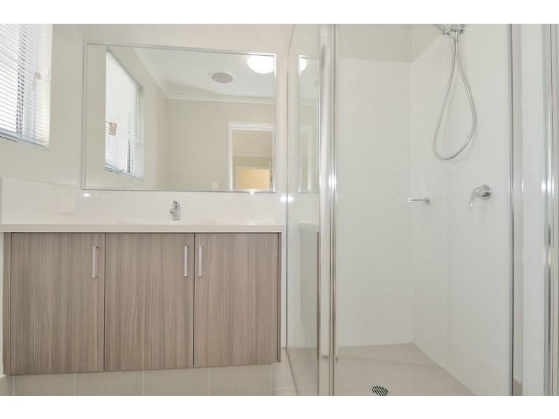 14 Glider Street, Ellenbrook WA 6069