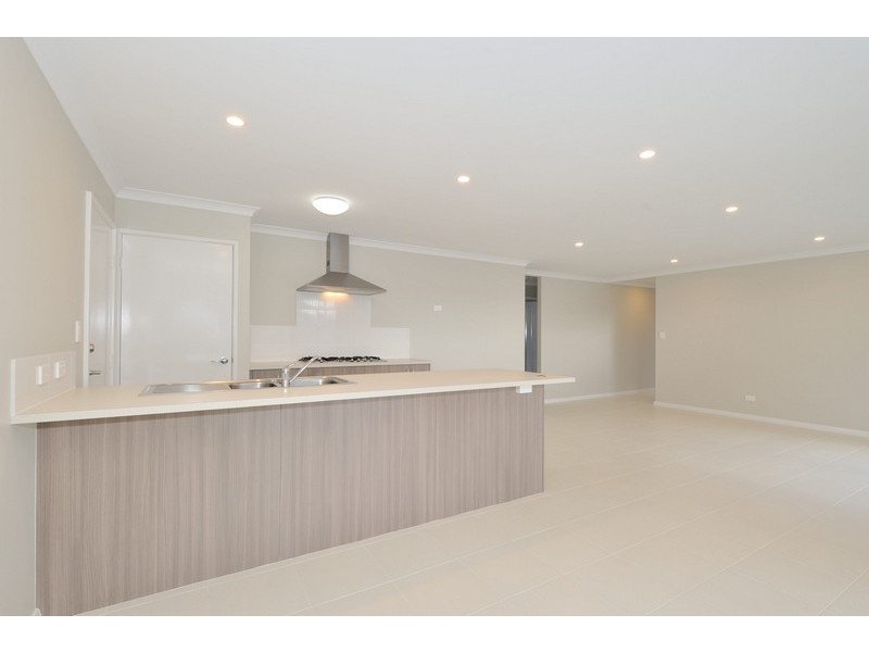 14 Glider Street, Ellenbrook WA 6069