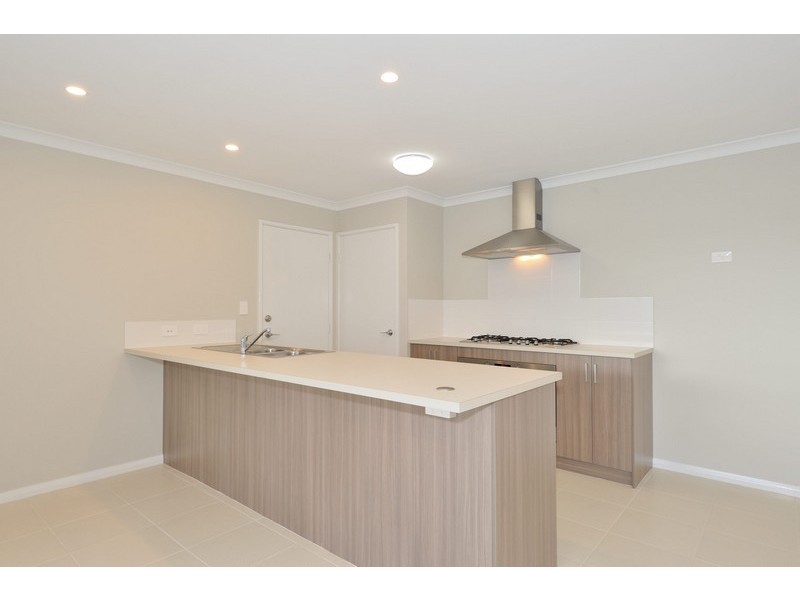 14 Glider Street, Ellenbrook WA 6069