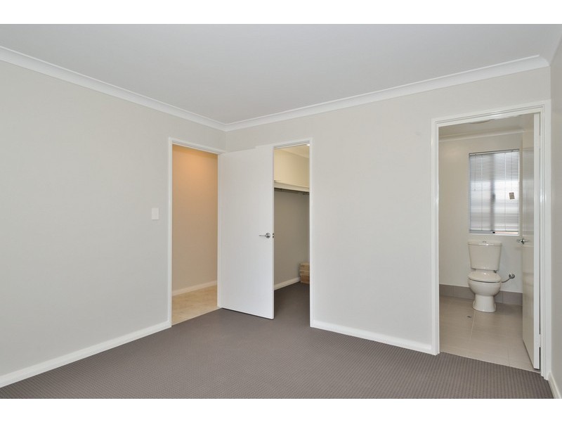 12 Glider Street, Ellenbrook WA 6069