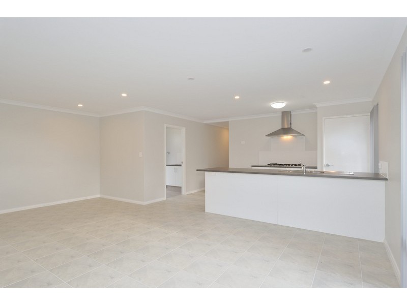 12 Glider Street, Ellenbrook WA 6069