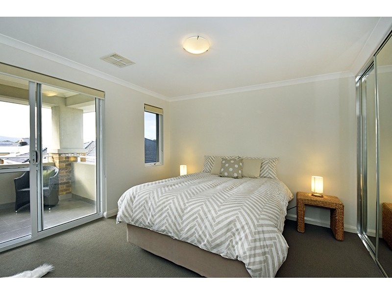 9 Harman Place, Aveley WA 6069