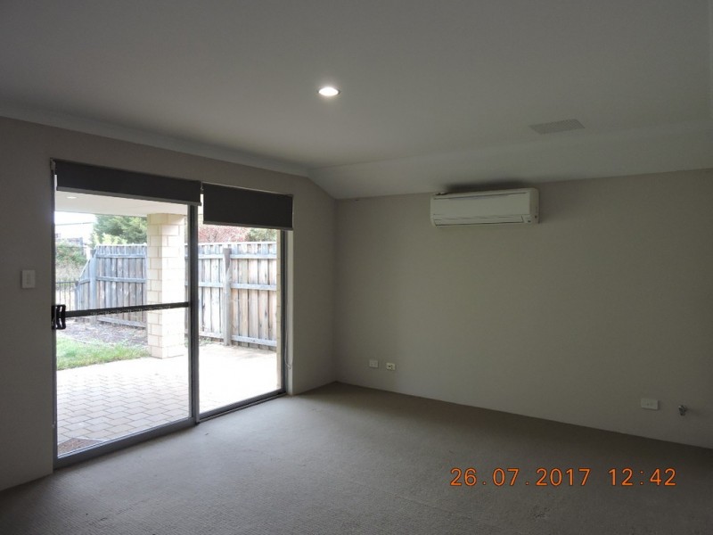 8b Oban Way, Ellenbrook WA 6069