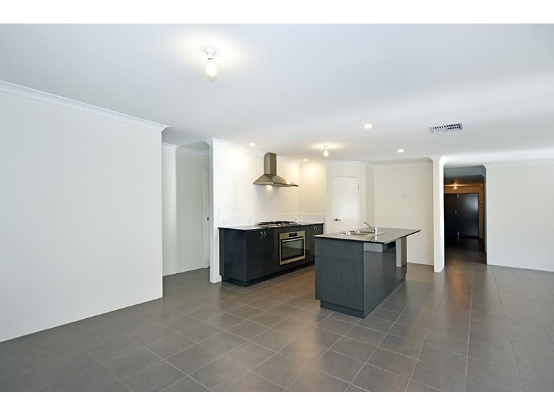 12 Gamin Vista, Aveley WA 6069