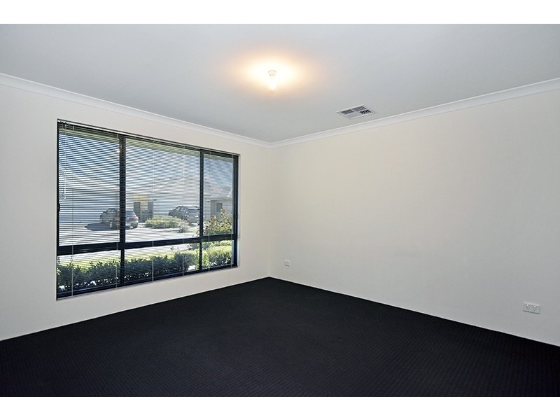 12 Gamin Vista, Aveley WA 6069