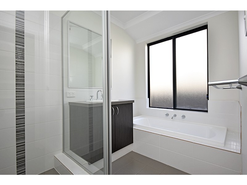 12 Gamin Vista, Aveley WA 6069