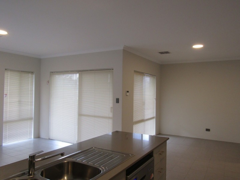 1/9 Augustus Drive, Jane Brook WA 6056