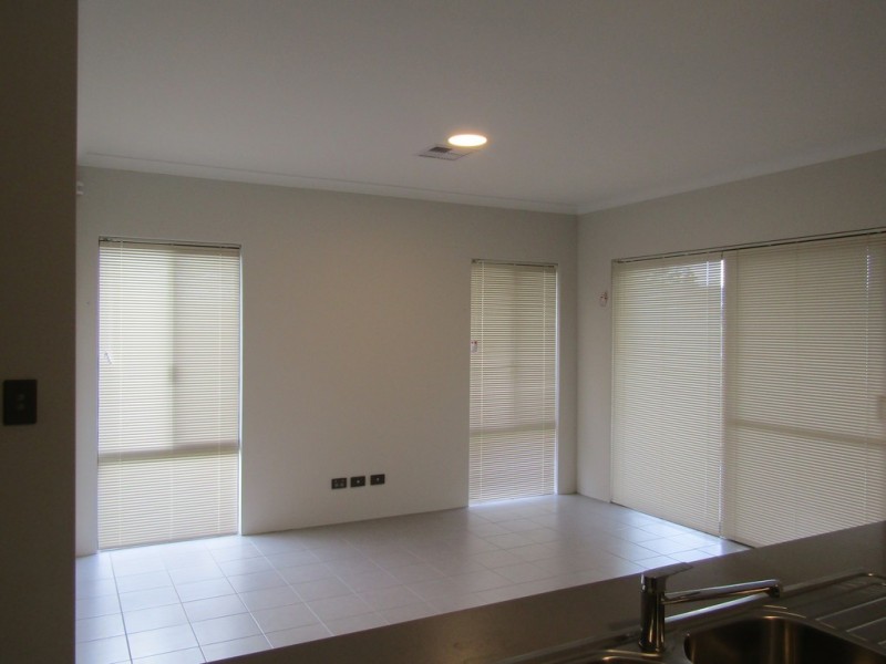 1/9 Augustus Drive, Jane Brook WA 6056