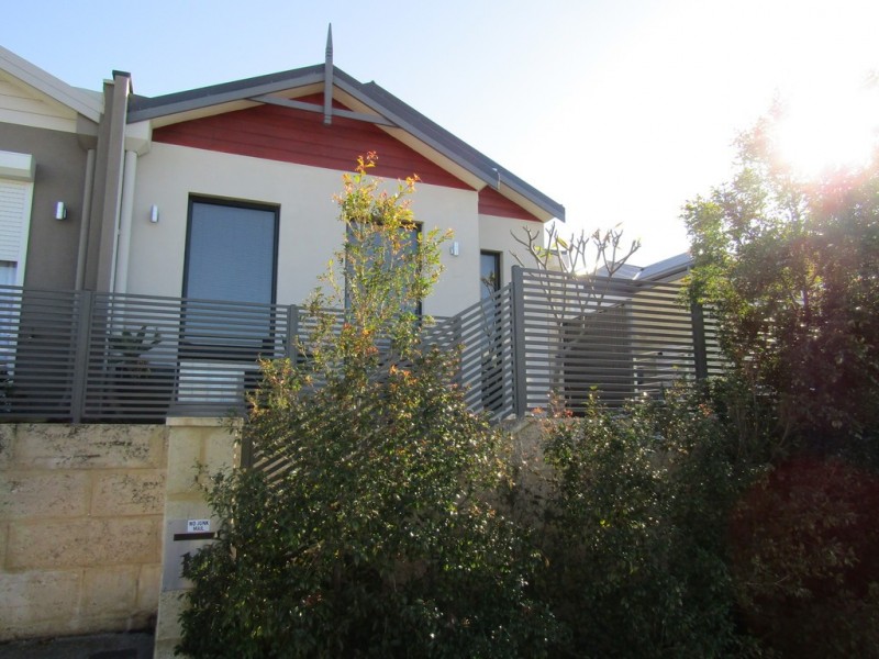 10 Flecker Promenade, Aveley WA 6069