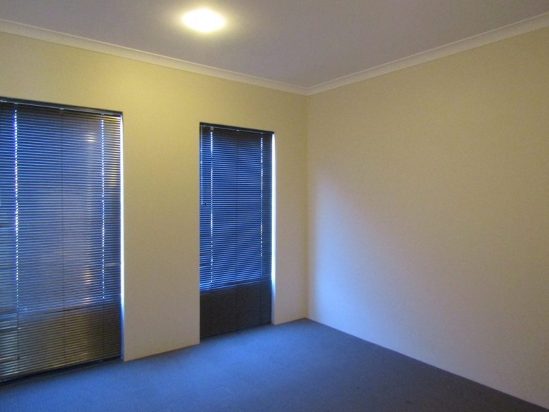 10 Flecker Promenade, Aveley WA 6069