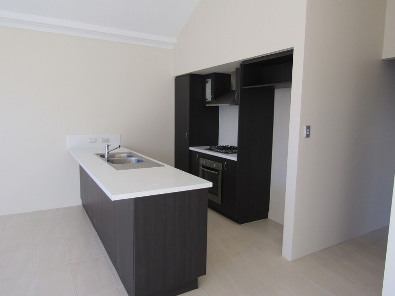 10 Flecker Promenade, Aveley WA 6069