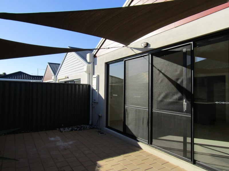 10 Flecker Promenade, Aveley WA 6069