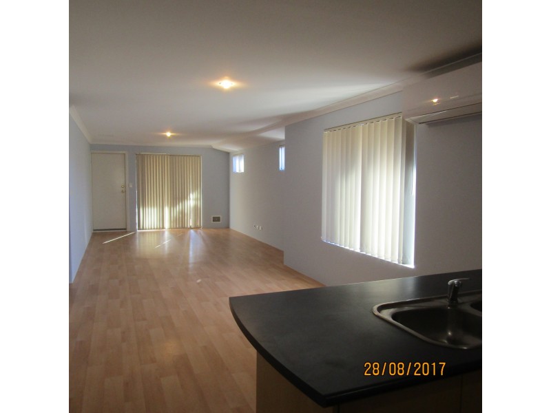 9 Bundaleer Avenue, Ellenbrook WA 6069