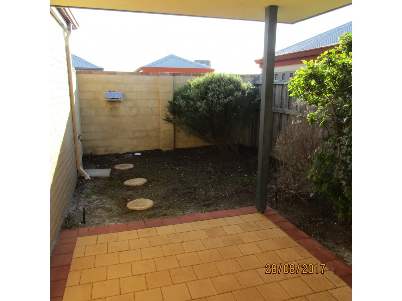 9 Bundaleer Avenue, Ellenbrook WA 6069