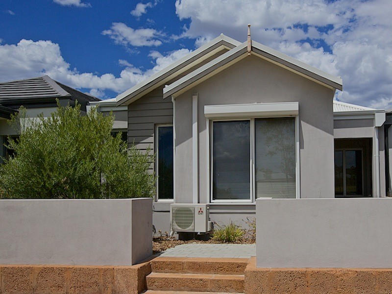 14 Minnie Lane, Ellenbrook WA 6069