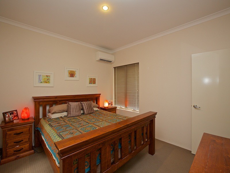 14 Minnie Lane, Ellenbrook WA 6069