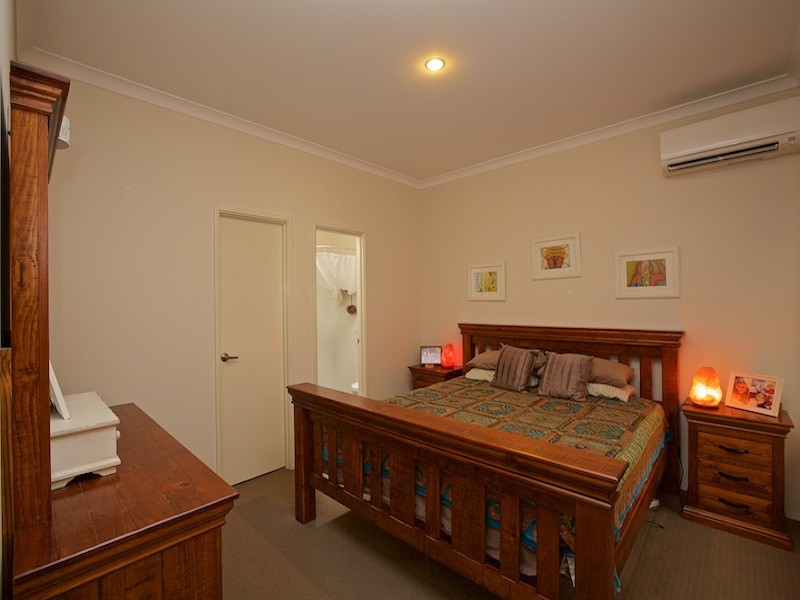 14 Minnie Lane, Ellenbrook WA 6069