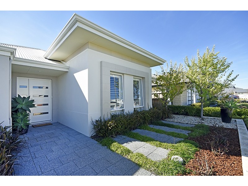 55 Jennapullin Crescent, Ellenbrook WA 6069