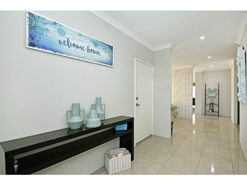 55 Jennapullin Crescent, Ellenbrook WA 6069