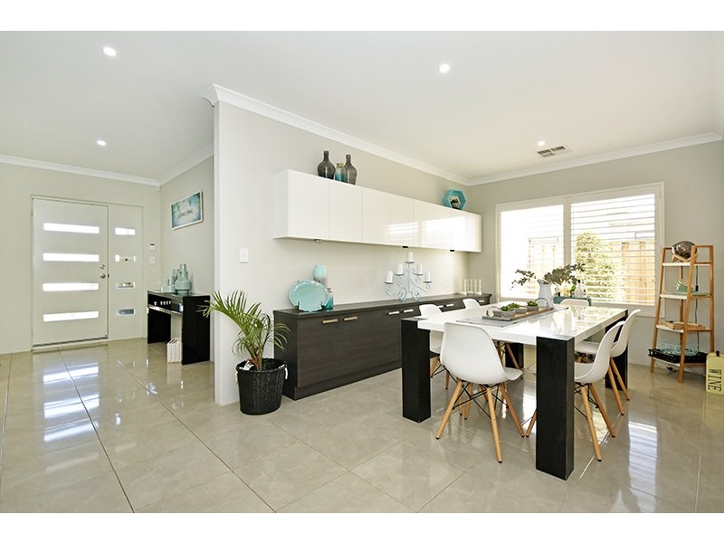 55 Jennapullin Crescent, Ellenbrook WA 6069