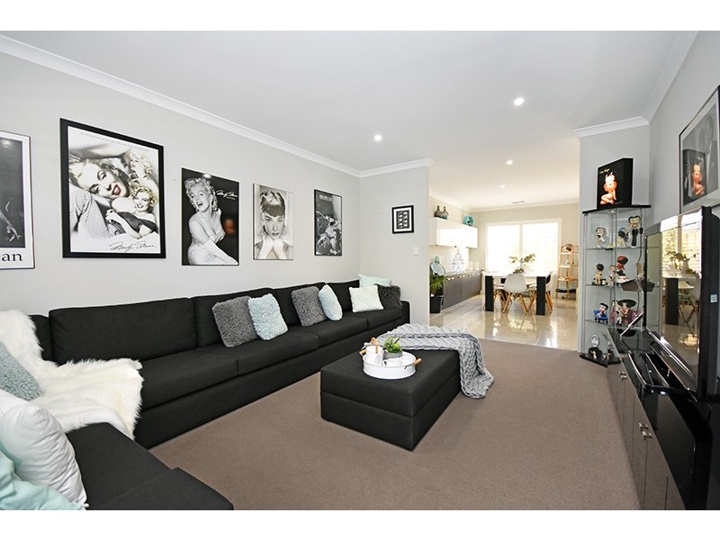 55 Jennapullin Crescent, Ellenbrook WA 6069