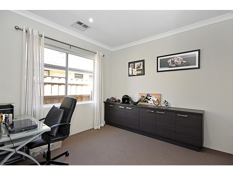 55 Jennapullin Crescent, Ellenbrook WA 6069