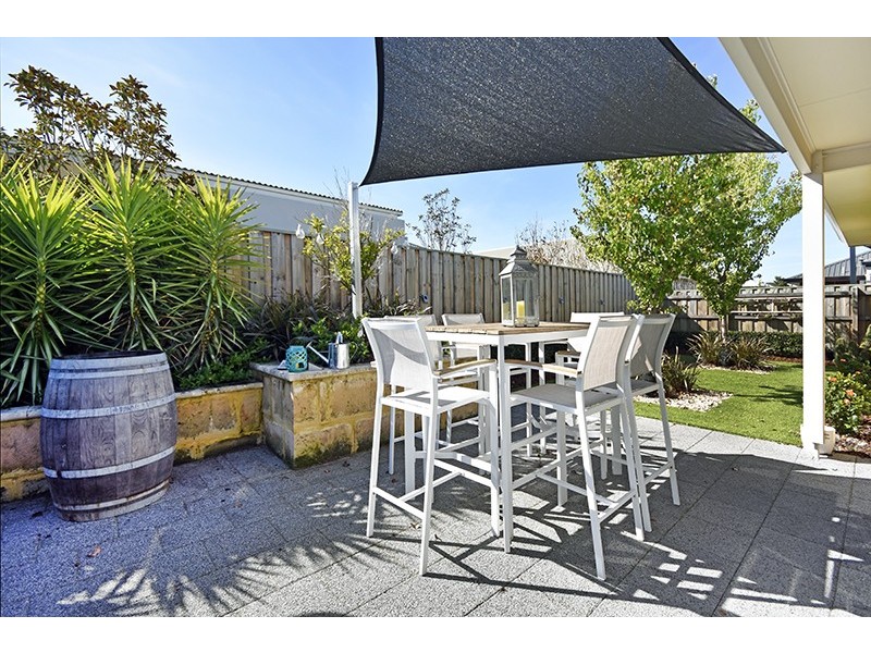 55 Jennapullin Crescent, Ellenbrook WA 6069