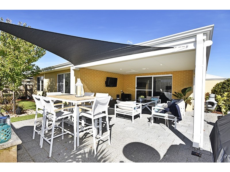 55 Jennapullin Crescent, Ellenbrook WA 6069