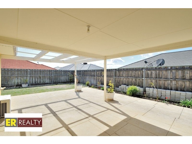 10 Rodsand Circuit, Ellenbrook WA 6069